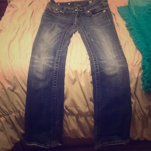 Woman’s miss me jeans